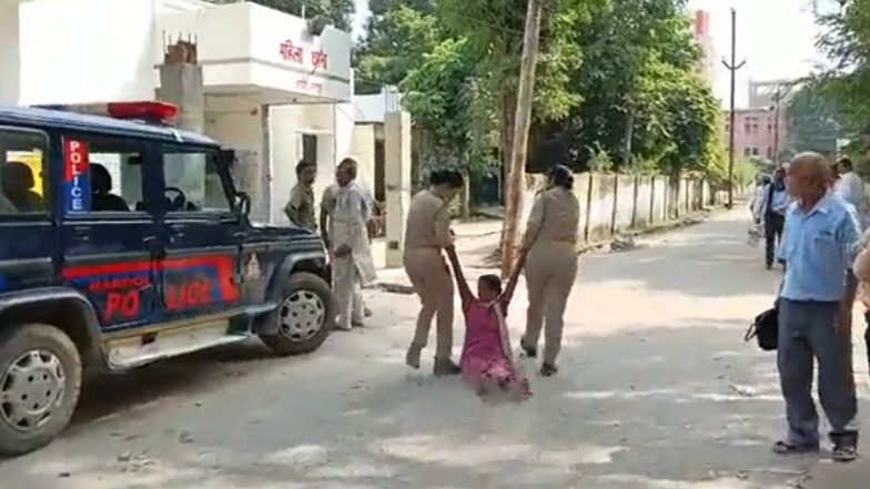 Uttar Pradesh: Woman Dragged on Road by Two Female Cops Outside SP Office in Hardoi, Video Surfaces