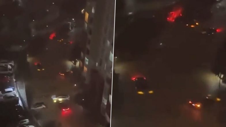 Turkey Floods Videos: Five People Die After Heavy Rainfall Triggers Flash Floods; Scary Footages Show People Stuck at City Library and Cars Submerged in Water As Streets of Istanbul Turn Into Rushing Rivers