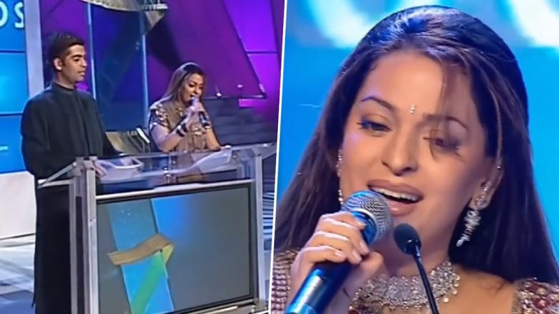 Old Video of Juhi Chawla Singing 'Kal Ho Naa Ho' At Awards Function Resurfaces Online, Melodious Voice of The Actress Stuns Audience (Watch)