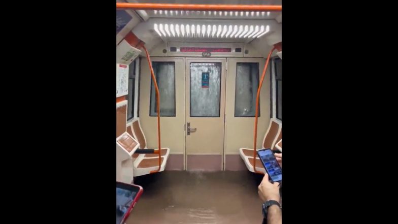 Spain Rains Video: Water Flows Into Subway Car of Madrid's Metro System As Heavy Rainfall Lashes Central Spain, Viral Clip Surfaces