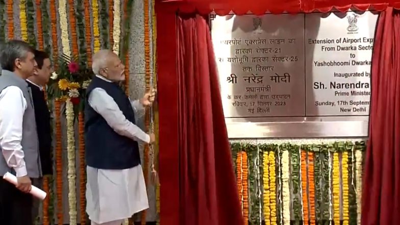 PM Narendra Modi Inaugurates Extension of Delhi Airport Metro Express Line (Watch Video)