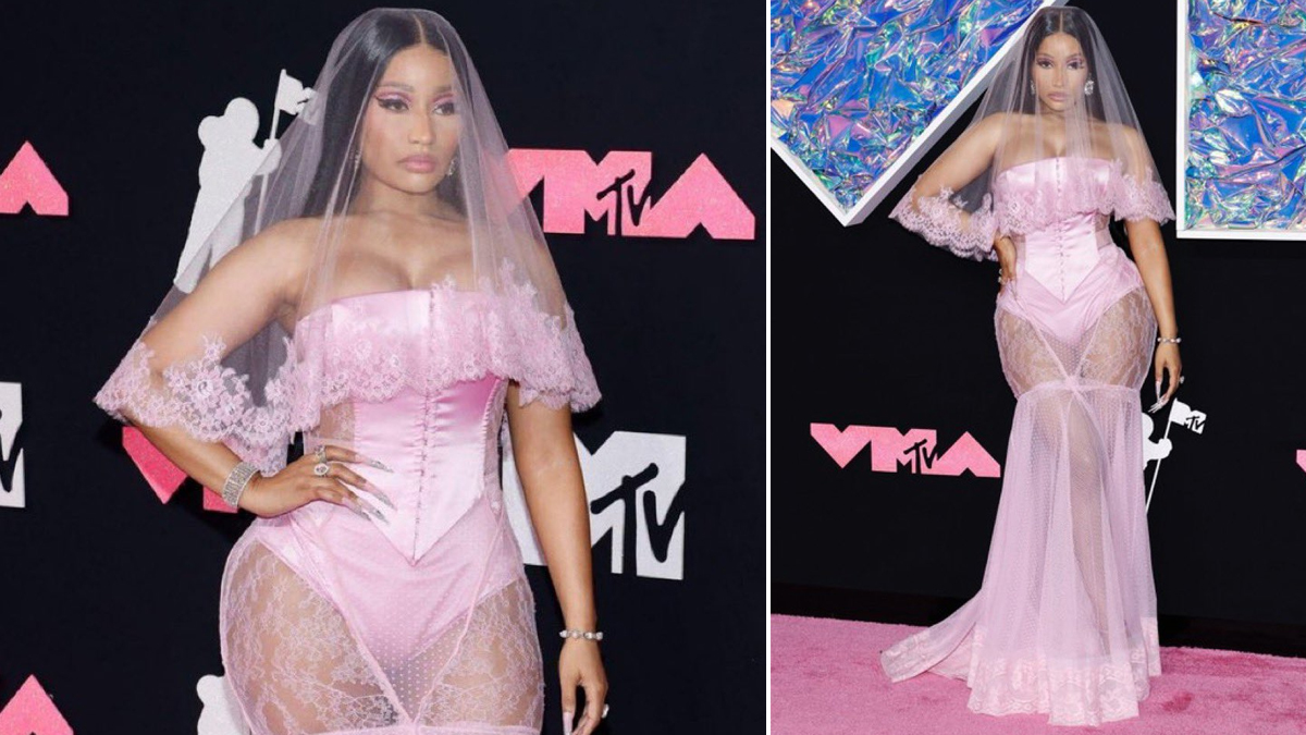 21+ Nicki Minaj Dress Malfunction
