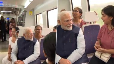 PM Narendra Modi Birthday Greeting Video: Commuter on Delhi Metro Extends Birthday Greetings to Prime Minister in Sanskrit, Heartwarming Clip Surfaces