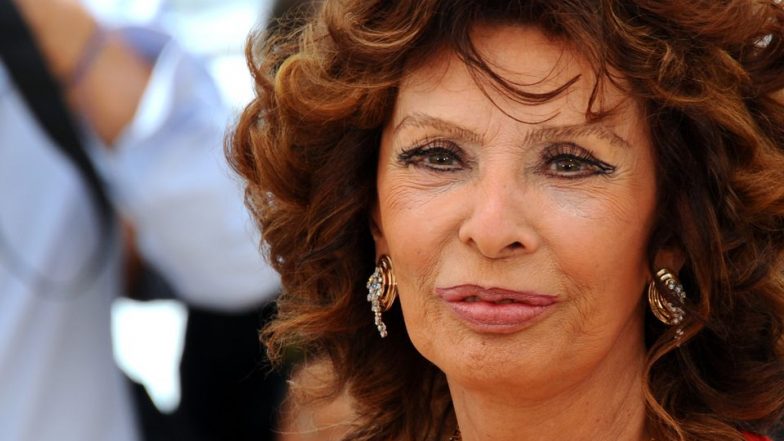 Sophia Loren, 89, Hospitalised, Undergoes Emergency Surgery – Here’s Why!