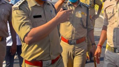 Ram Mandir Consecration Ceremony: Police Personnel Deployed in Ayodhya During Ram Mandir Event Advised Not To Use Smart Phones