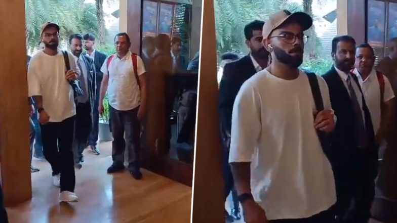 Virat Kohli Receives Warm Welcome at Team Hotel in Rajkot Ahead of IND vs AUS 3rd ODI 2023, Video Goes Viral