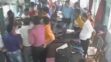 West Bengal Teacher Beaten: Government School Teacher Thrashed for ‘Punishing’ Disobedient Student in Howrah, Disturbing Visuals Surfaces