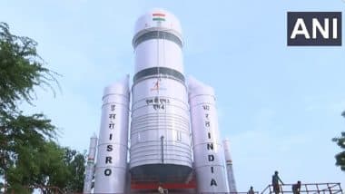 Ganesh Chaturthi 2023: ISRO’s Successful Lunar Landing Mission Chandrayaan 3 Recreated at Chhattisgarh’s Raipur 120 Feet Ganesh Pandal (Watch Video)