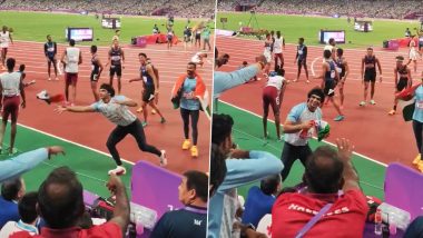 Neeraj Chopra Catches Indian Flag From Falling on Ground! Watch Viral Video of Gold Medal Winning Javelin Thrower Respecting Tri-Colour at Asian Games 2023