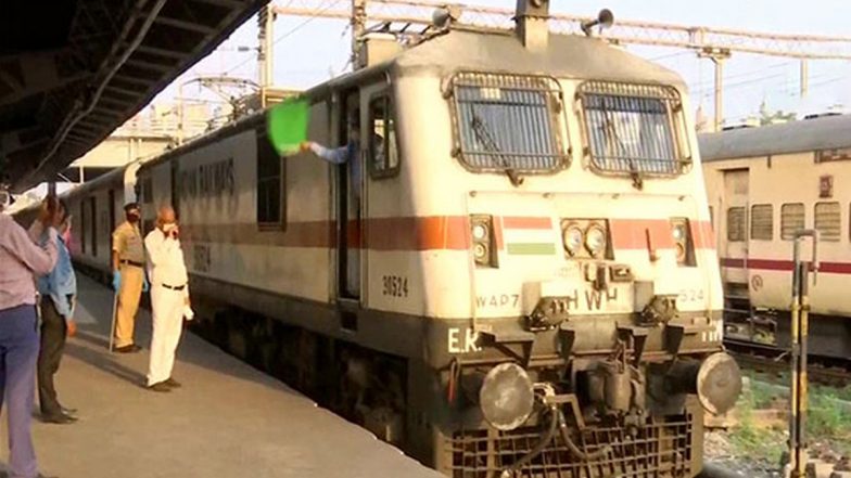 Bharat Gaurav Train Food Poisoning: 40 Passengers Fall Sick After Eating Food on Chennai-Pune Train (Watch Video)