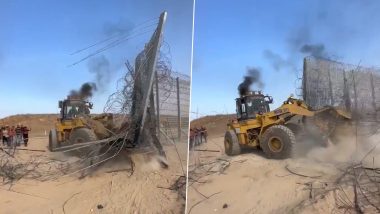 Israel Attacks: Palestinians Use Payloader to Take Down Separation Wall on Gaza Strip Border, Video Goes Viral Amid Hamas Assault