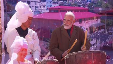 PM Narendra Modi Uttarakhand Visit: Prime Minister Mingles With Locals, Interacts With ITBP Personnel at Gunji Village of Uttarakhand (Watch Video)