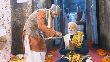 PM Narendra Modi Offers Prayers at Jageshwar Dham in Uttarakhand’s Almora (Watch Video)