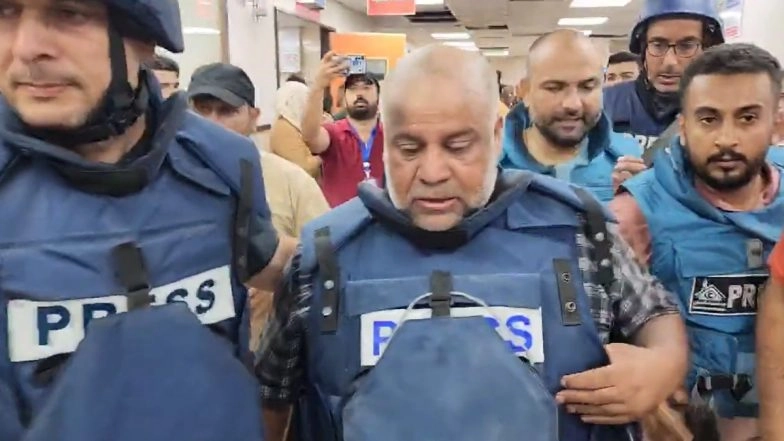 Al Jazeera Gaza Correspondent Wael Dahdouh Loses Four Family Members in Israeli Airstrike, Video of Journalist Breaking Down Near His Son's Bloodied Body Surfaces