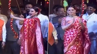 Kangana Ranaut Struggles As She Fails Several Times Before Shooting an Arrow During Ravan Dahan at Delhi’s Red Fort (Watch Video)