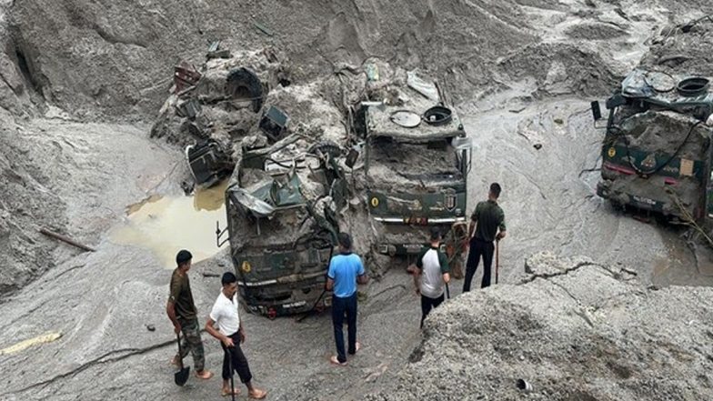 Sikkim Floods: Search and Rescue Operation for 22 Missing Indian Army Personnel Continues After Sudden Cloudburst Triggers Massive Flash Flood in Teesta River