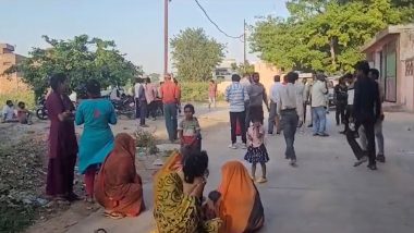 Uttar Pradesh: Man Crushed to Death Under Tractor by Rivals Over Land Dispute in Firozabad, Two Constables Hurt (Watch Videos)