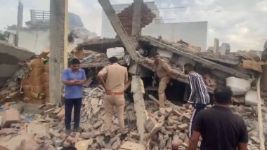 Uttar Pradesh Blast: Five Injured in Explosion at House in Meerut's Lohia Nagar, Video Shows Residence Turned Into Pile of Rubble