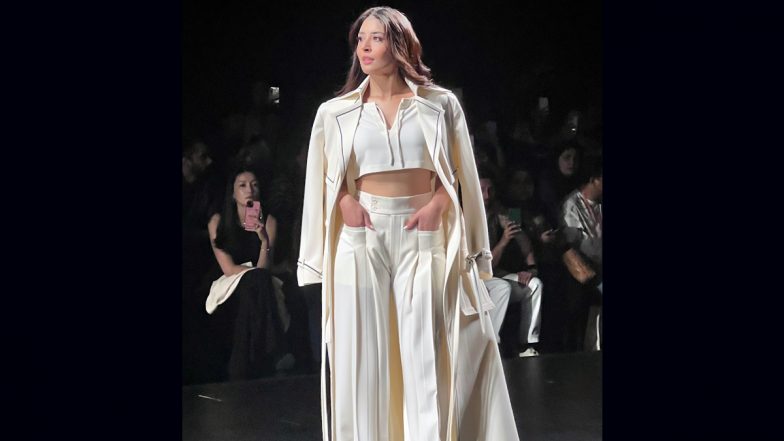 Lakme Fashion Week 2023: 'Don't Go by What Other People Are Doing' Says Kritika Kamra as Fashion Tip for Fans