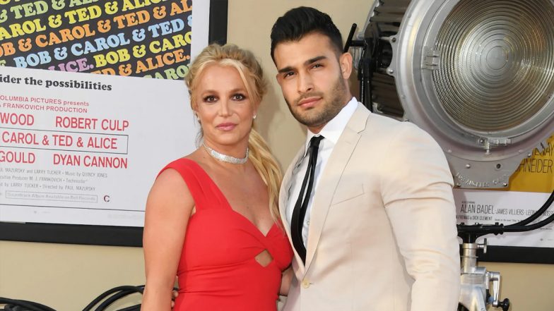 Britney Spears Recalls Her Unforgettable Las Vegas Wedding With Jason Alexander: A Tale of Spontaneity and Family Drama