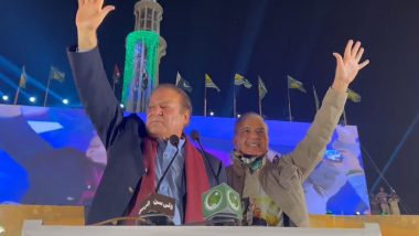 ‘Served Country With Loyalty’: PML-N Chief and Former Pakistan Prime Minister Nawaz Sharif Addresses Rally at Lahore After Return to Country