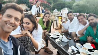 Fighter: Hrithik Roshan, Deepika Padukone, Siddharth Anand and Others Enjoy Coffee Break in This Viral BTS Glimpse From Italy Shoot (See Pic)