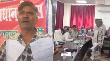 Uttar Pradesh: Jhansi Man Approaches Officials With Garland of Complaint Letters After 10 Years of Neglected Land Measurement Requests, Viral Video Surfaces