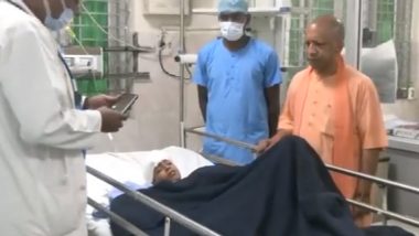 Uttar Pradesh CM Yogi Adityanath Visits 8-Year-Old Survivor of Deoria Violence at BRD Hospital in Gorakhpur (Watch Video)