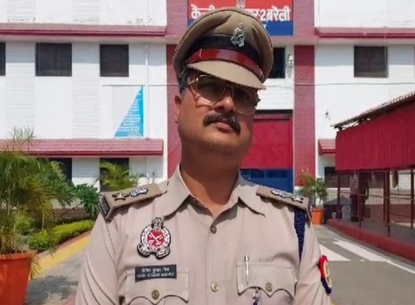 India News | Saddam, Wanted Criminal of Atiq Ahmed Gang Kept in High-security Barrack: UP Police