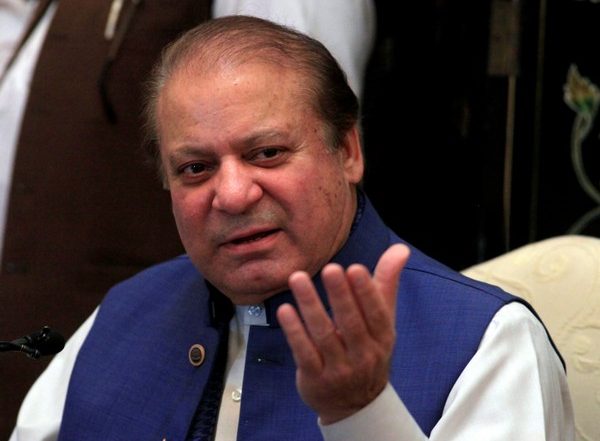World News | PML-N to Approach Lahore Court for Nawaz Sharif's Bail Before His Arrival in Pakistan