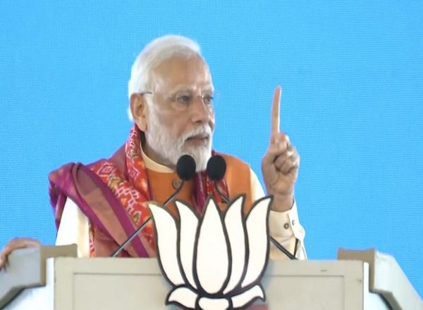 India News | These People Run Party Like a Private Ltd Company: PM Modi Attacks BRS, Congress in Telangana