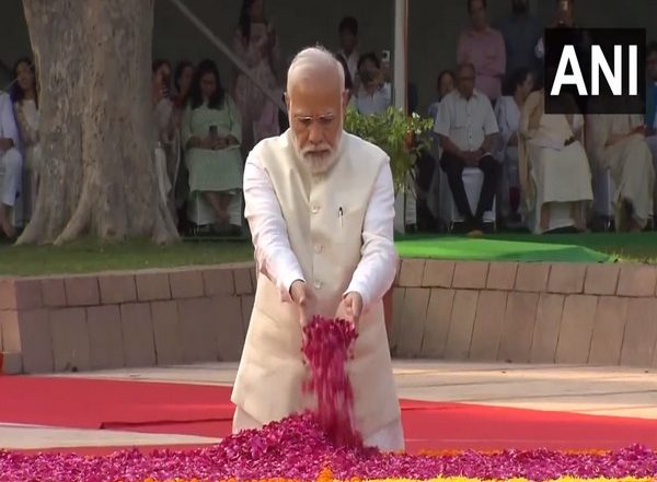 Shastri Jayanti 2023: PM Narendra Modi Pays Tribute to Former PM Lal Bahadur Shastri, Says 'Jai Jawan, Jai Kisan' Resonates Even Today (Watch Video)