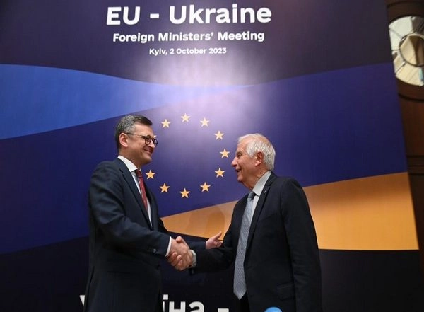 World News | Ukraine Welcomes EU Foreign Ministers for Meeting in Kyiv