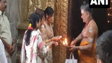 India News | Tamil Nadu CM's Daughter Senthamarai Stalin Offers Prayers at Sattainathar Temple in Sirkazhi