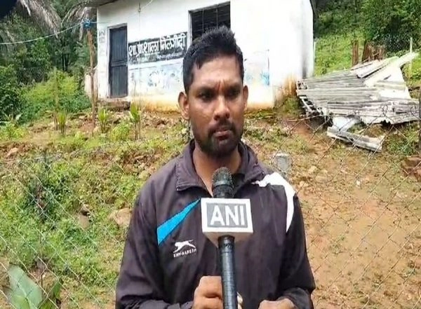 India News | Chhattisgarh: Teacher Weeds out Extremist Ideology from Minds of Children Through Education