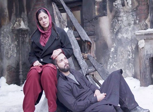 Entertainment News | Shahid Kapoor, Tabu Celebrate Nine Years of 'Haider'
