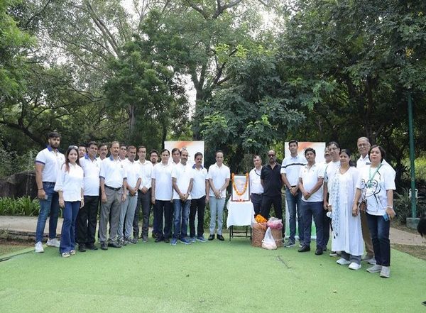 India News | Department of Pension and Pensioners Welfare Organise 'Shramdan - Swachhata Hi Seva' Event at Nehru Park