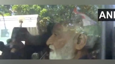 India News | Delhi Police Raids NewsClick Offices, Writers Brought to Special Cell Office