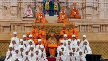 World News | US: Over 30 American Youth Initiated as Monks at BAPS Swaminarayan Akshardham in Robbinsville