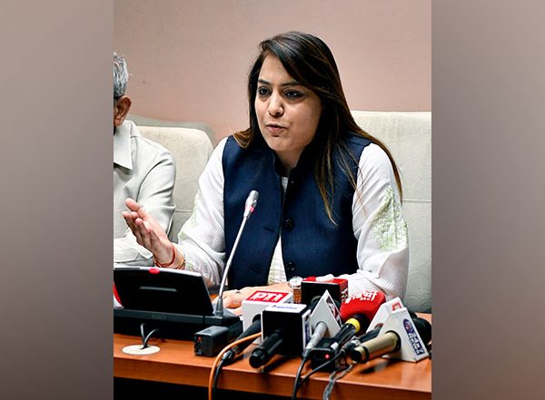India News | Delhi Mayor Moves High Court for Political Clearance to Travel to Australia 