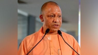 Uttar Pradesh Road Accident: Eight Killed After Speeding Car Collides With Truck in Varanasi’s Karkhiyav; CM Yogi Adityanath Expresses Grief