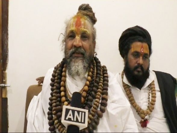 India News | MP: Seer-Computer Baba Alleges State Govt Ignoring Cows - Vimarsana News
