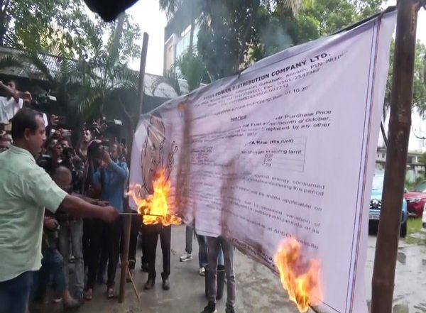 India News | Assam: Congres Protest in Guwahati Against Hiked Electricity Rates
