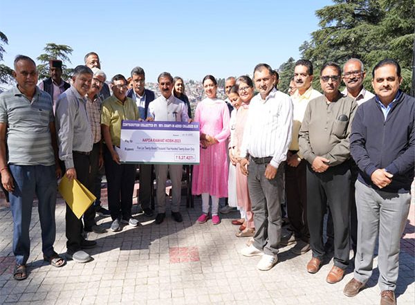 India News | Himachal CM Sukhu's College Friends Donate Rs 2.5 Lakh to Aapda Rahat Kosh