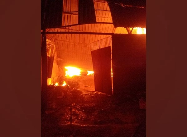 India News | Fire Breaks out at Godown in Delhi's Kammrudin Nagar; No Casualties