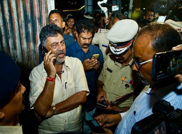 India News | Karnataka Govt Announces Compensation of Rs 5 Lakh to Kin of Deceased in Fire Incident in Attibele