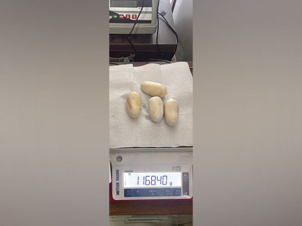 India News | Kerala: Gold Worth Rs 50 Lakh Seized at Kochi Airport, 1 Held - Vimarsana News