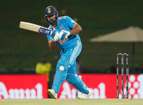 Sports News | Rohit Sharma Lauds Rahul-Kohli's Heroics in ICC World Cup Opener; Eyes Tough Surface Challenges Ahead