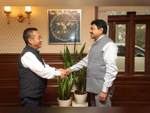 India News | Sikkim Flash Floods: Union MoS Ajay Kumar Mishra Discusses Recovery, Restoration Efforts with CM Prem Tamang - Vimarsana News
