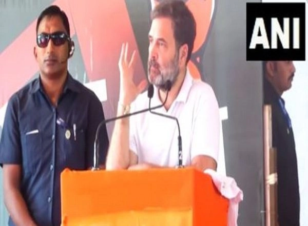India News | Rahul Gandhi Attacks Shivraj Government, Says Congress Will Get Caste Survey Done in Madhya Pradesh